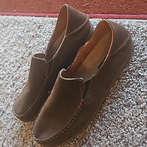 $140 9 Tooled Leather Olukai Korean Slip-ons as if new firm$ - Picture 3 of 14